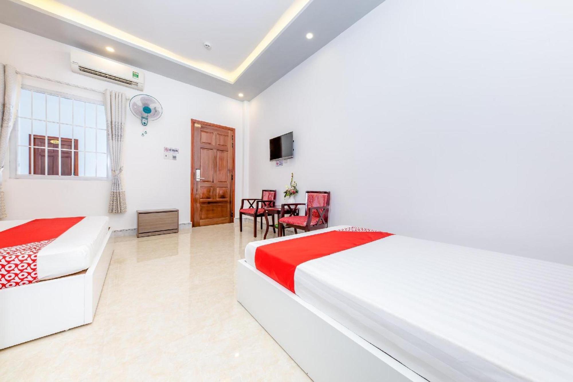 Super Oyo 598 Peony Hotel Камрань Экстерьер фото