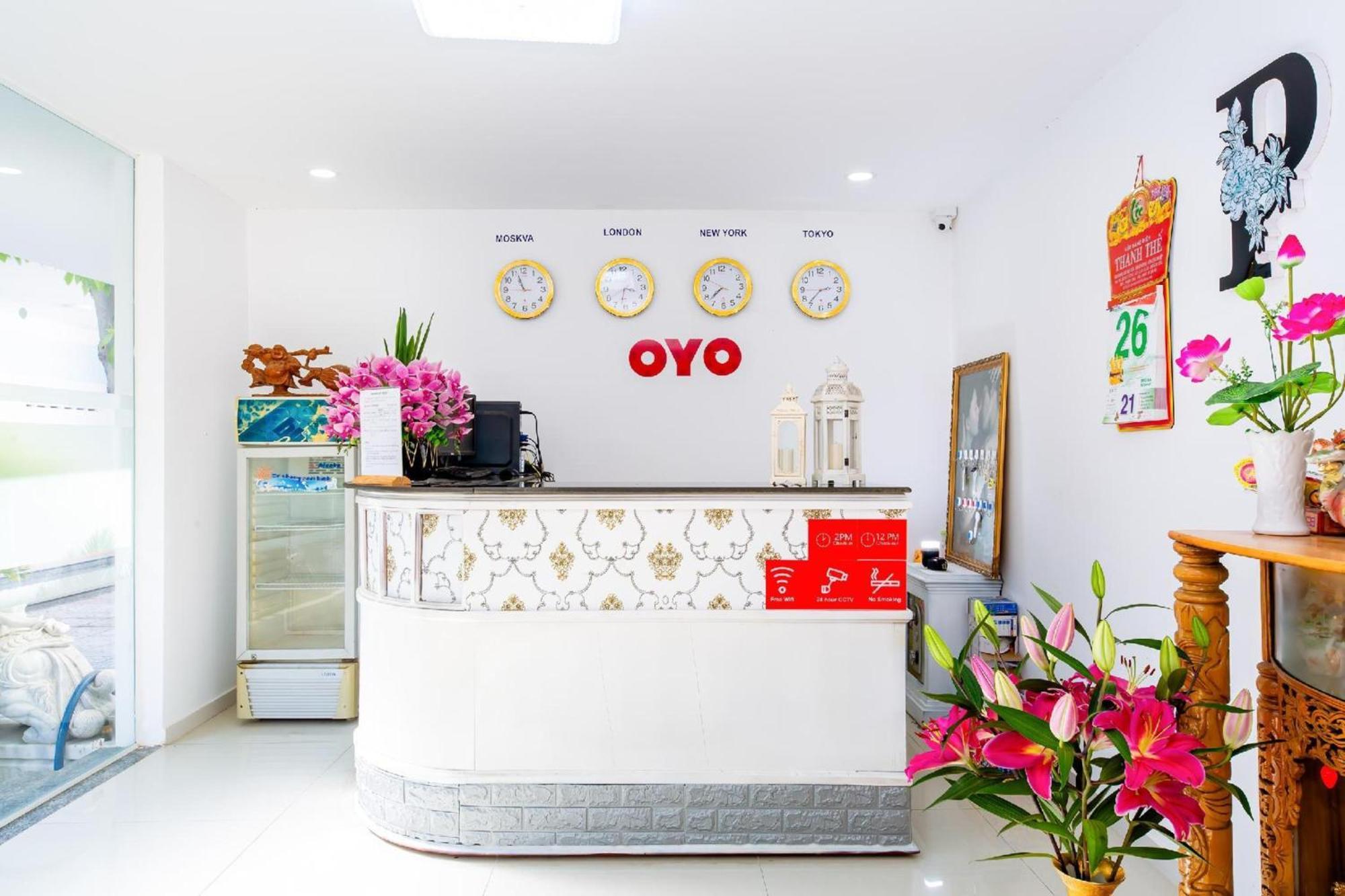 Super Oyo 598 Peony Hotel Камрань Экстерьер фото